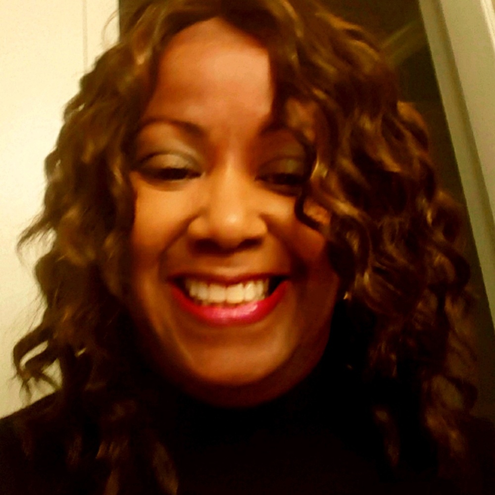 Meet your Posher, Joyce